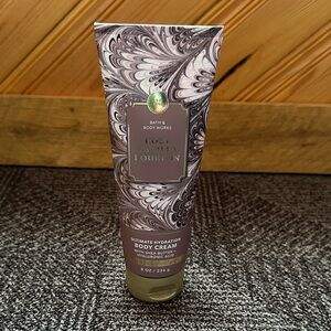 Bath & Body Works Cozy Vanilla Bourbon Body Cream